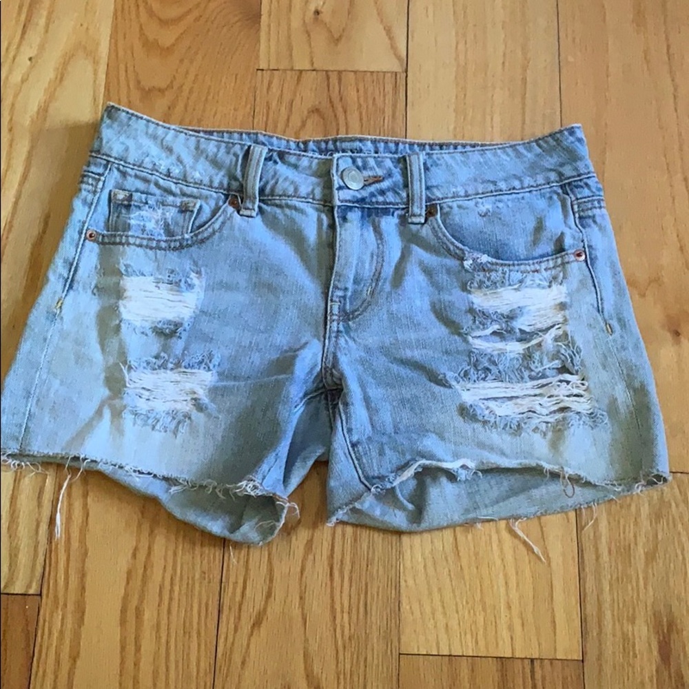 Jean shorts!!